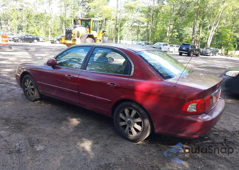 2004 Kia Optima Ex V6/Lx V6 z USA, uszkodzony, nr VIN KNAGD128045285896